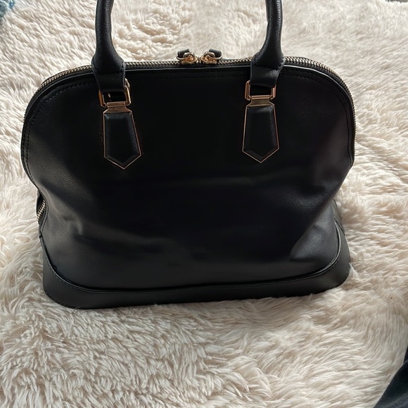 Excellent condition Kate & Alex Cuffaro purse - Picture 2 of 11